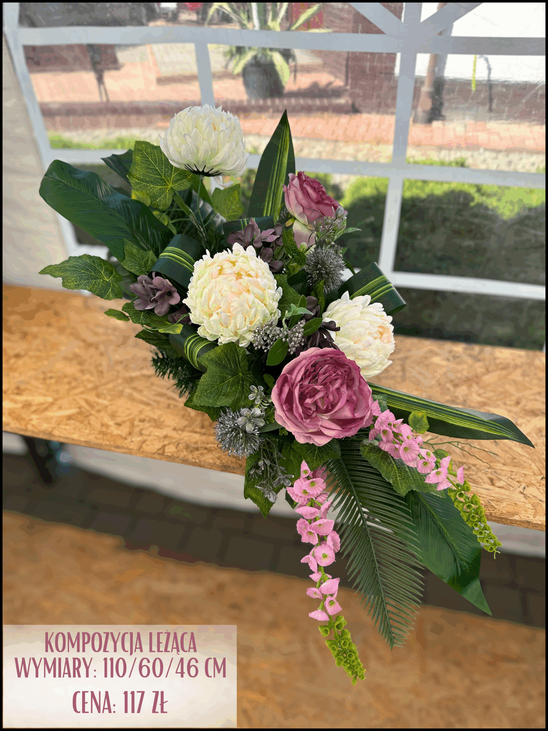 Piękne dekoracje kwiatowe na groby bliskich